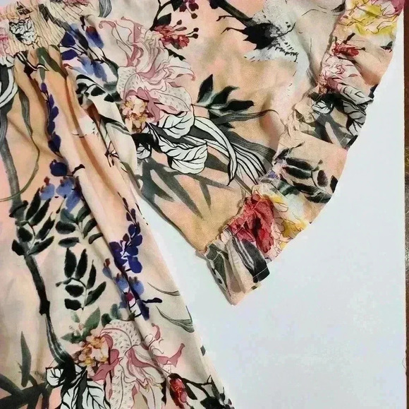 Jaase floral off the shoulders top - Picture 3 of 3